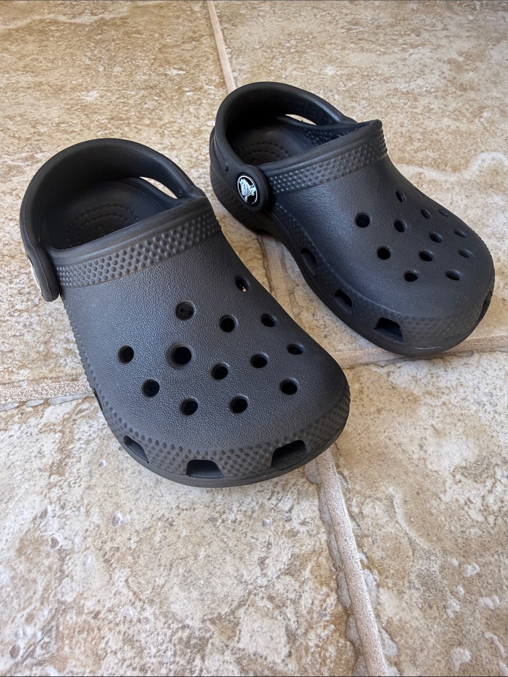 CROCS Kids Classic Clog in Black